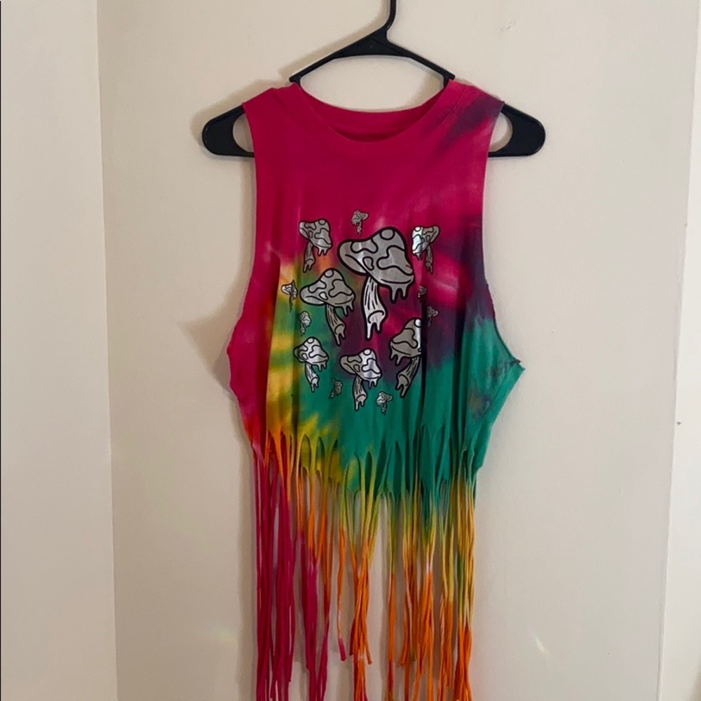 Crop fringe shirt